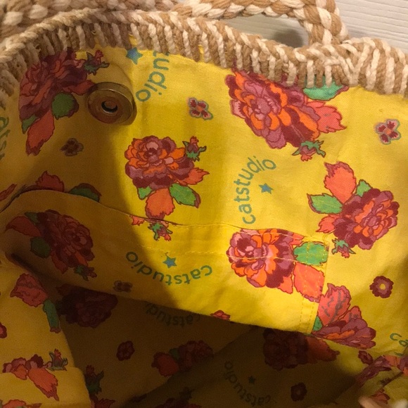 Catstudio, woven striped tan and cream bag - Picture 6 of 7